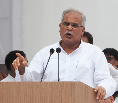 Day after Accusing BJP of Tarnishing Chhattisgarh Govt's Image, CM Baghel Meets Priyanka