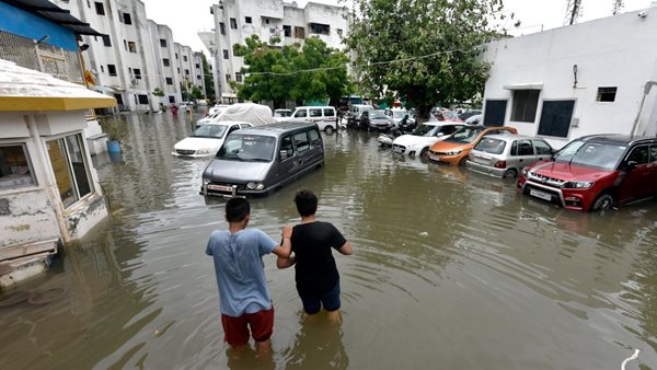 Residents suffer losses worth lakhs due to heavy rains in Gujarat