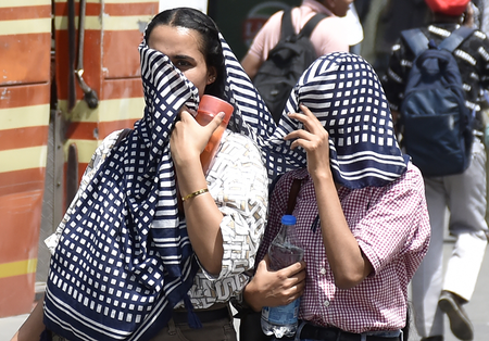 Heatwave Conditions in Eight TN Districts; Rain Likely in Western Ghats