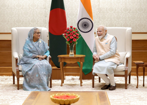 Modi Holds Bilateral Talks with Bangladesh PM Sheikh Hasina