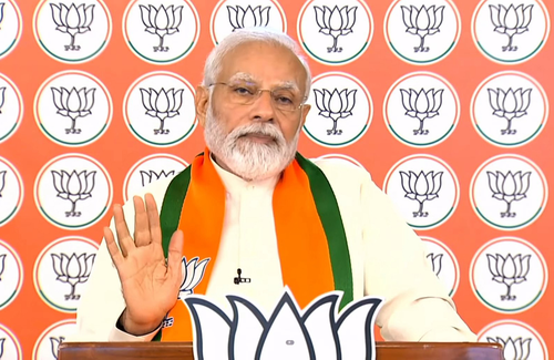 PM Modi Extends Birthday Greetings to Maha CM Fadnavis, Deputy CM Ajit Pawar