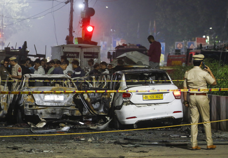 Red Fort Blast: CCTV Footage Shows Lone Suspect, I20 Car Parked for Three Hours before Explosion