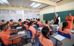 PM Modi Visits Saraswati Vidya Niketan School, Hails Swami Akasharananda Ji for Deepening India-Guyana Cultural Connect