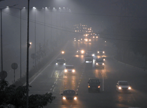 IMD Predicts Light Fog in Delhi Today, Minimum Temperature to Touch 10 Degrees Celsius