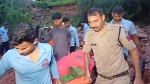 MP: Wall of Datia's fort collapses; 3 bodies recovered, 2 rescued