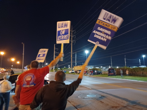 UAW Strike against Major US Automakers Continues, Negotiations On