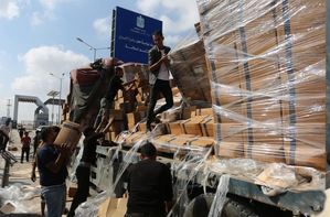 UN Humanitarians Rushing Aid to Gazans, Assessing Damage