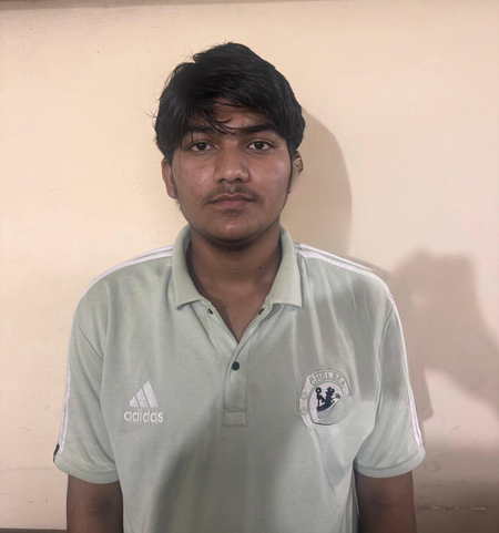 Gujarat ATS Arrests Youth from Navsari for Terror Plot, Recovers Weapons