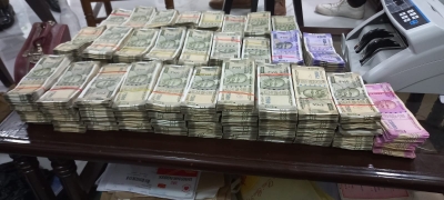 J&K: RS 51.54 Lakh Cash, Liquor Valued at RS 39.63 Lakh Seized in Kathua