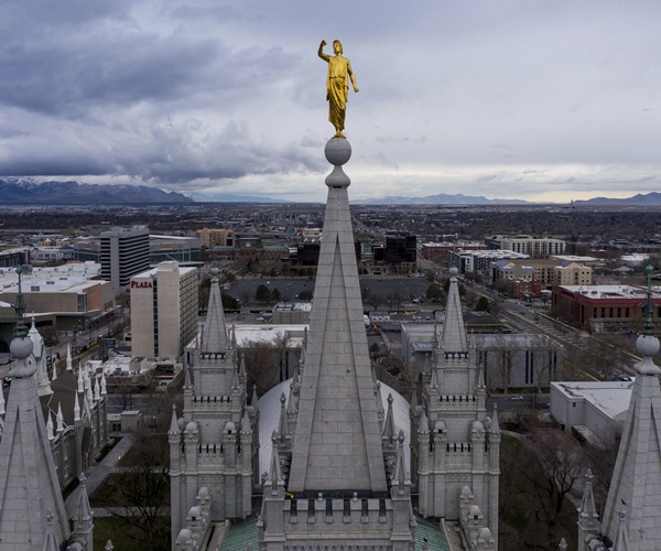 5.7-magnitude Quake Shakes Utah, Closes Salt Lake Airport