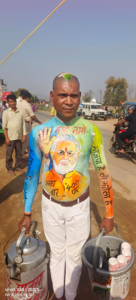 Die-hard Fan of PM Modi Reaches Jamui to Serve Him Cup of Tea