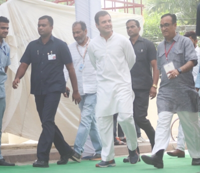 Rahul Gandhi Pays Last Respects to AICC Secretary Suraj Hegde in Bengaluru