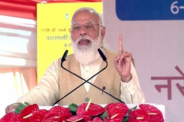 Modi Speaks to Telangana BJP Chief, Enquires about GHMC Polls