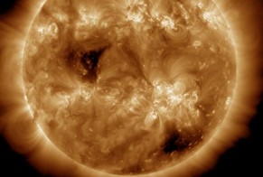 'Severe' Solar Storm Arrives at Earth