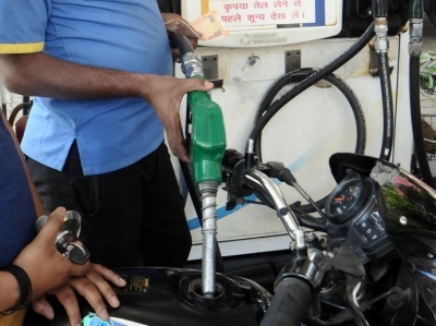 Centre Slashes Excise Duty on Petrol and Diesel by RS 10 per Litre Each