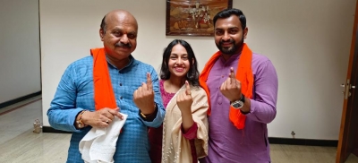 K'taka Polls: Bommai Votes, Confident of Majority