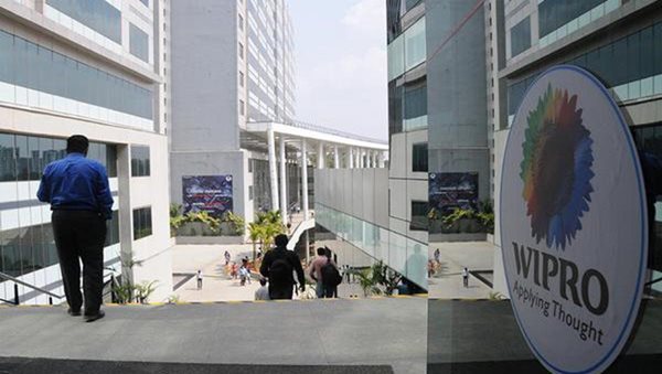 Wipro sacks 300 employees for moonlighting with rival firms