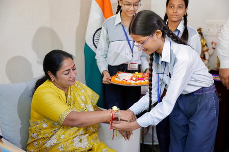 Delhi CM Celebrates 'Raksha Bandhan' with Schoolchildren at Jan Seva Sadan