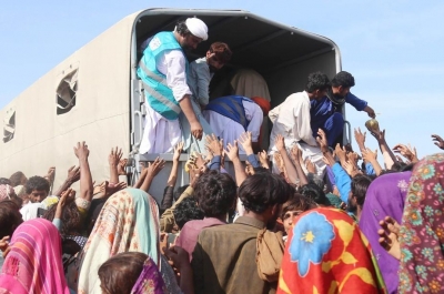 11 Killed in Stampede During Ration Distribution in Karachi