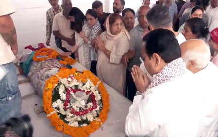 Pahalgam Attack: Raj CM Sharma Pays Floral Tributes to Neeraj Udhwani, Family Seeks Justice