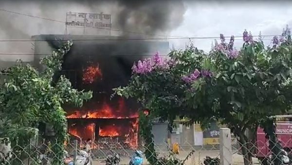 Fire breaks out in Jabalpur hospital; 10 killed