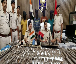 Mini-gun Factory Busted in Bihar's Saran, Five Arrested