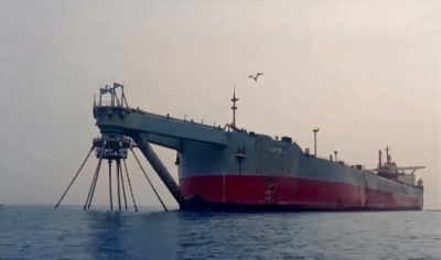 UN Transfers Oil from Decaying Tanker to Avert Environmental Disaster