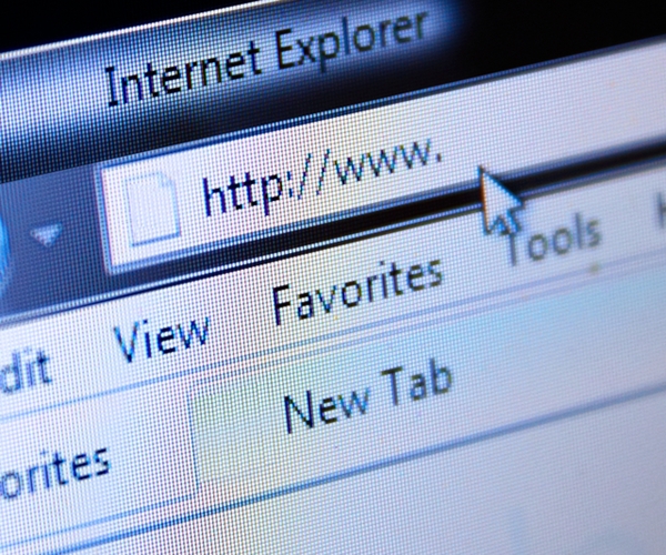 Browsing the internet with internet explorer