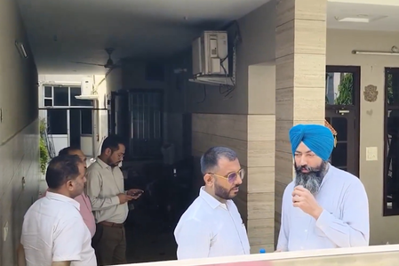 Punjab Vigilance Bureau Raids AAP Legislator's Residence in Bribery Case