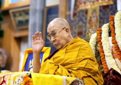 US Tibet Envoy Meets Dalai Lama, Reaffirms Support