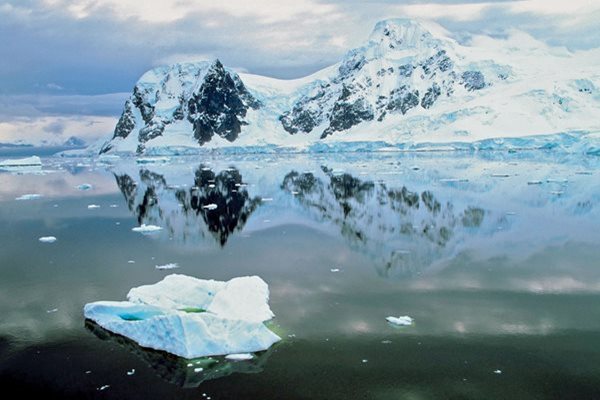 Earth's Cryosphere Shrank by 87,000 Sq Kms per Year in Last 37 Years