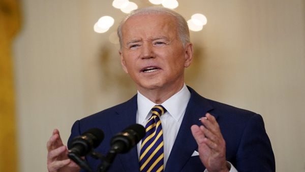 Biden announces closure of US airspace to Russian planes
