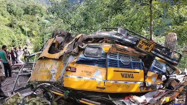12 killed as bus falls into Himachal gorge