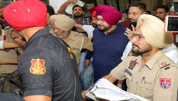 Sidhu surrenders, lodged in Patiala jail in 1988 road rage case 