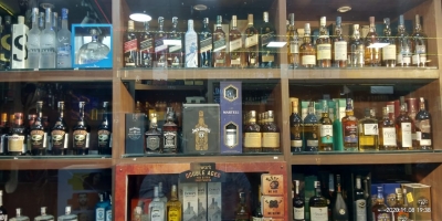 TASMAC Buyers Likely to Pay RS 10 More per Bottle from October, Get Refund on Return