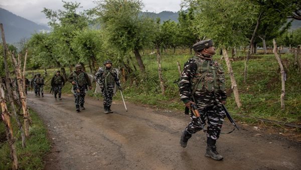 Soldier, 2 civilians injured in encounter at Shopian in J&K