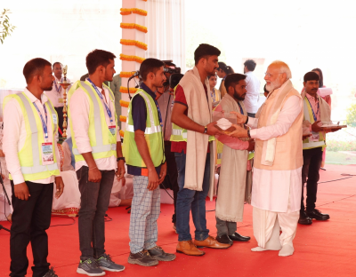 Sanitation Workers, Labourers, Vande Bharat Employees Invited to Attend PM Modi's Oath Ceremony