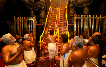 SIT Detains Former TDB Chief Prasanth in Sabarimala Gold Case