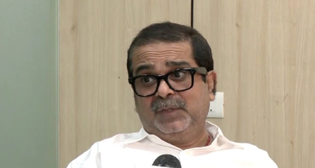 Avadh Ojha Praises Amit Shah as Strong-willed Leader; Predicts TMC'S 'ouster' in Bengal