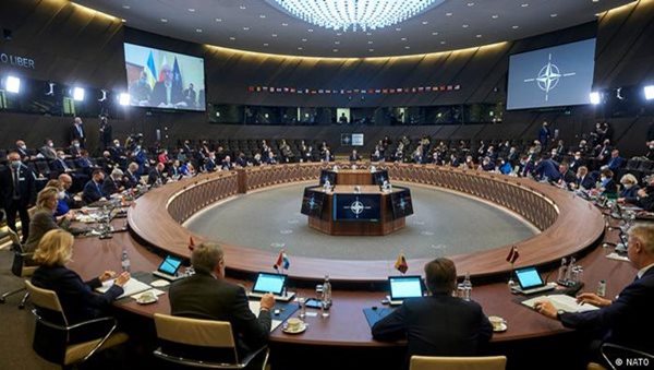 NATO Ambassadors to Meet to Discuss Ukraine