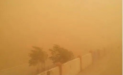 Over 1,000 Seek Medical Treatment in Iran Due to Sandstorms