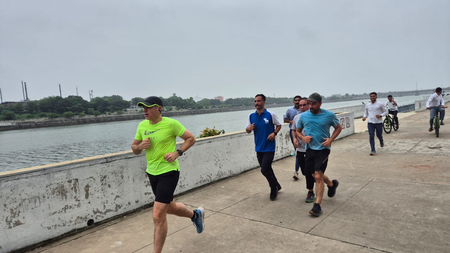 'One of the Nicest Places I've Run', Omar Abdullah Praises Sabarmati Riverfront During Gujarat Visit