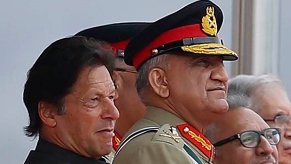 Imran Khan rubbishes reports claiming Gen Bajwa sacking