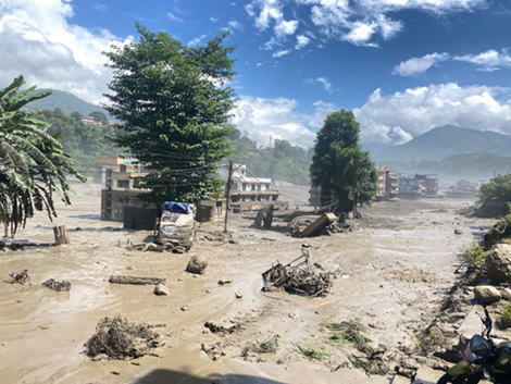 Nepal floods impact: Low-lying areas of Bihar's West Champaran inundated after Gandak Barrage release