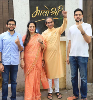 LS Polls: Glamour Galore as Thackerays Join Bollywood Stars to Vote in Mumbai 