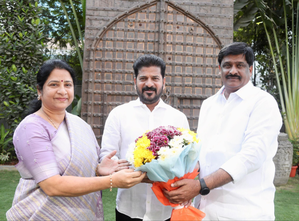 Hyderabad Deputy Mayor Calls on CM Revanth Reddy, May Quit BRS