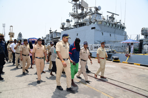 Navy Hands over Nine Pirates to Mumbai Police