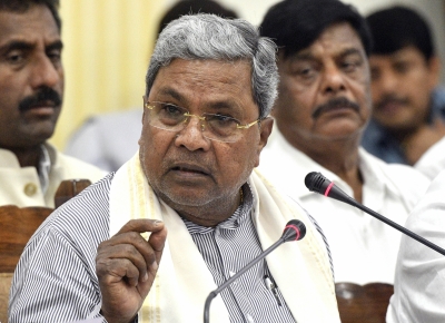 Siddaramaiah Decides to Step Down as K'taka CM after Breakfast Meet with Shivakumar