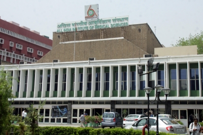 AIIMS cancels doctors' winter vacation amid Covid surge