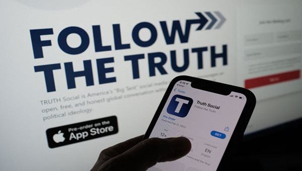 Trump launches his Twitter-alike app Truth Social on iOS